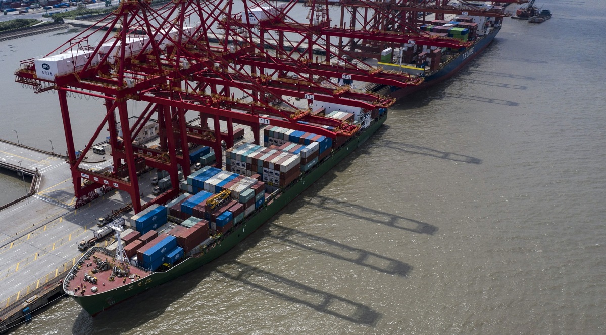 Chinese trade unexpectedly drops as domestic, global demand slow